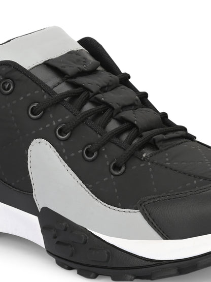Black Sneaker