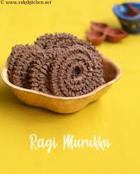 🌀 100% Organic Homemade Ragi Chakli (Ragi Murukku) (250g)