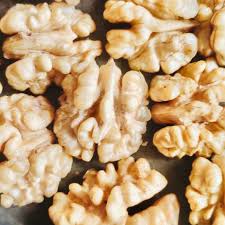 100% ORGANIC KASHMIRI WALNUT KERNELS (AKHROT) (250g)